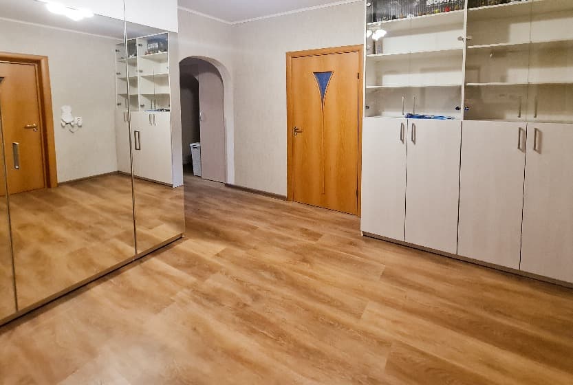 Распашной шкаф "Донри"